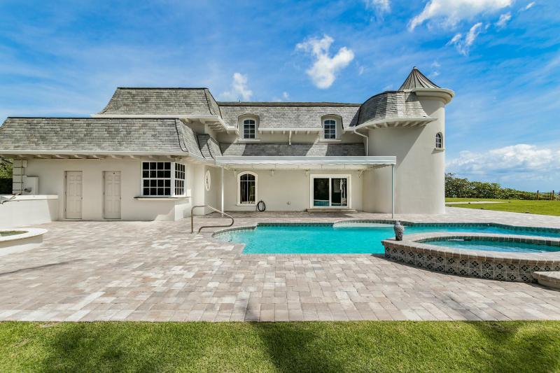  Single Family Homes Photo 10:  Jupiter Island,  FL 33455