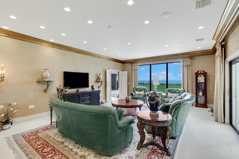  Single Family Homes Photo 17:  Jupiter Island,  FL 33455