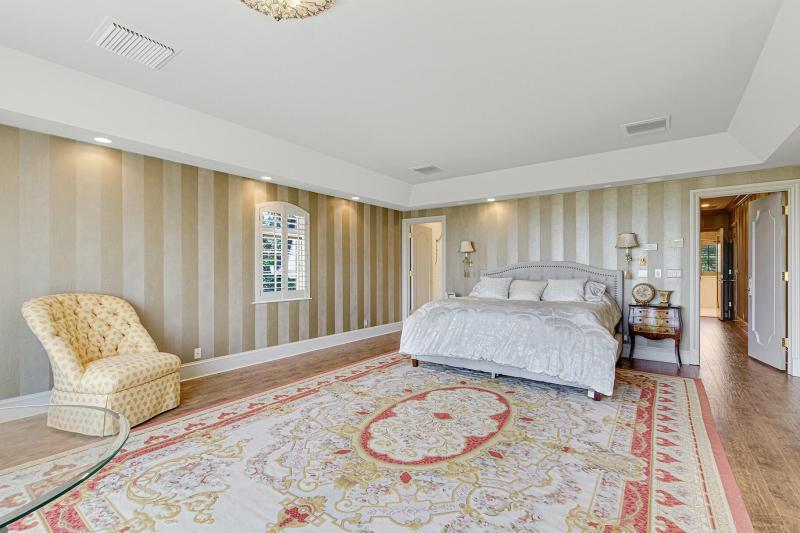  Single Family Homes Photo 20:  Jupiter Island,  FL 33455