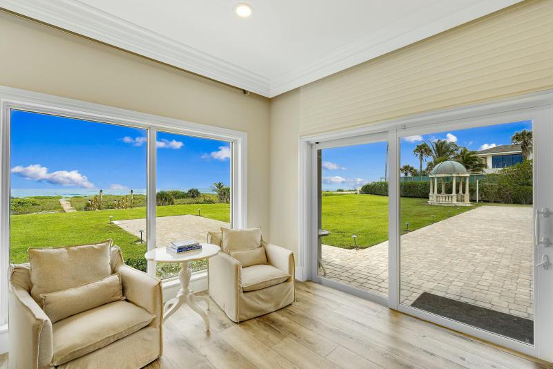  Single Family Homes Photo 48:  Jupiter Island,  FL 33455