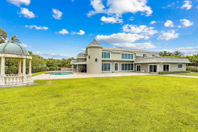  Single Family Homes Photo 53:  Jupiter Island,  FL 33455