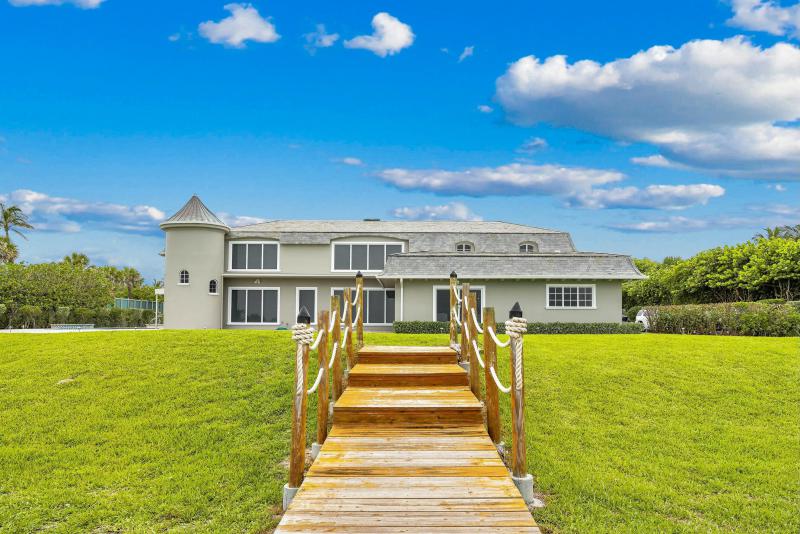  Single Family Homes Photo 54:  Jupiter Island,  FL 33455