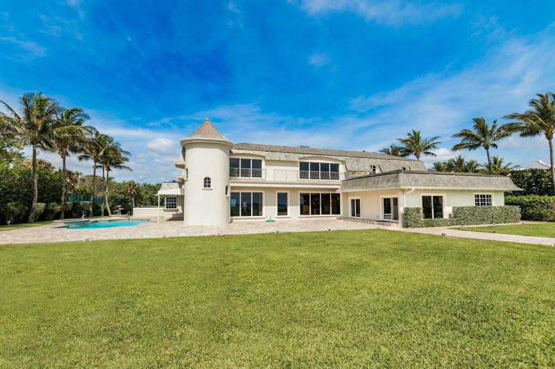  Single Family Homes Photo 7:  Jupiter Island,  FL 33455