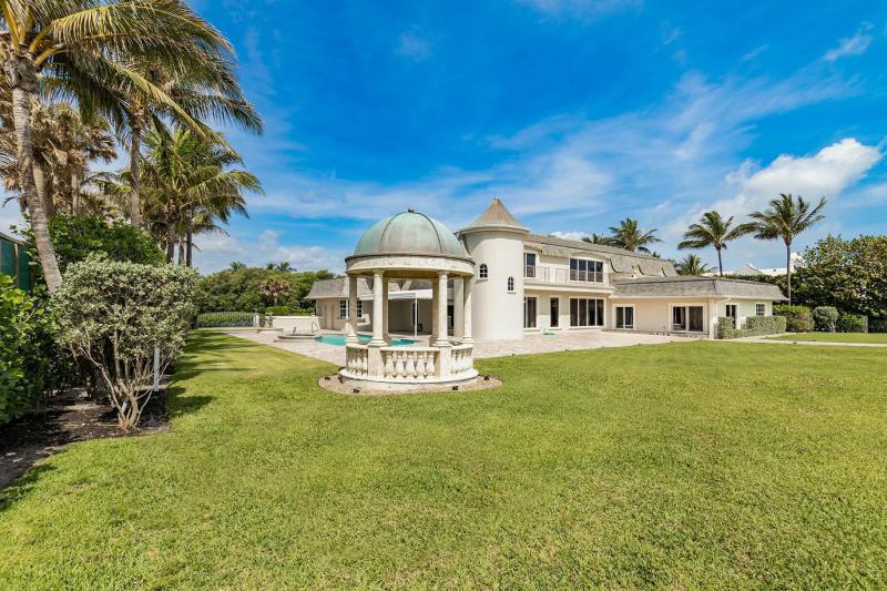  Single Family Homes Photo 8:  Jupiter Island,  FL 33455