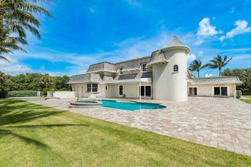  Single Family Homes Photo 9:  Jupiter Island,  FL 33455