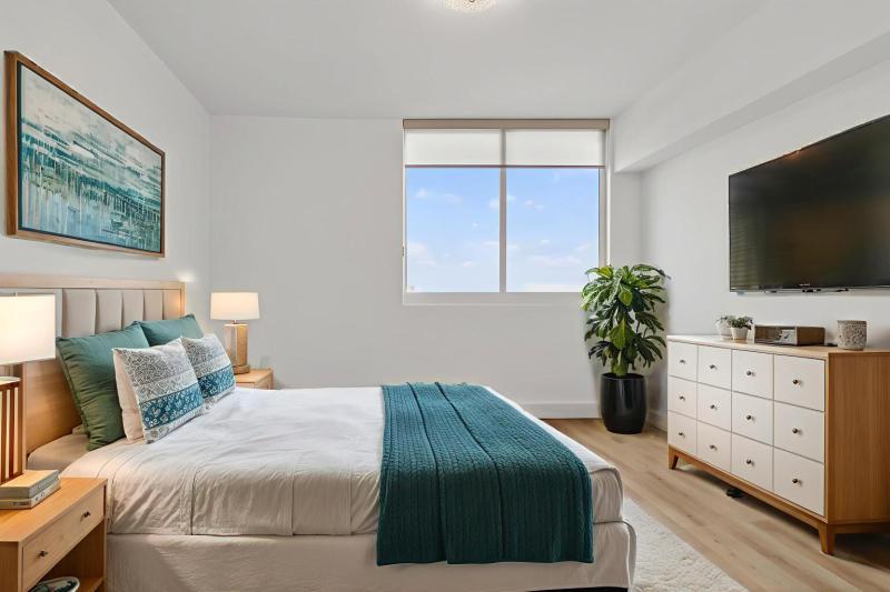  Condo & Townhome Photos