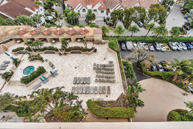  Condo & Townhome Photos