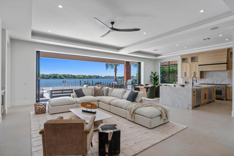  Single Family Homes Photo 34:  Lantana,  FL 33462