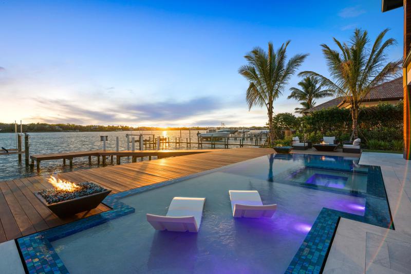 Single Family Homes Photo 40:  Lantana,  FL 33462