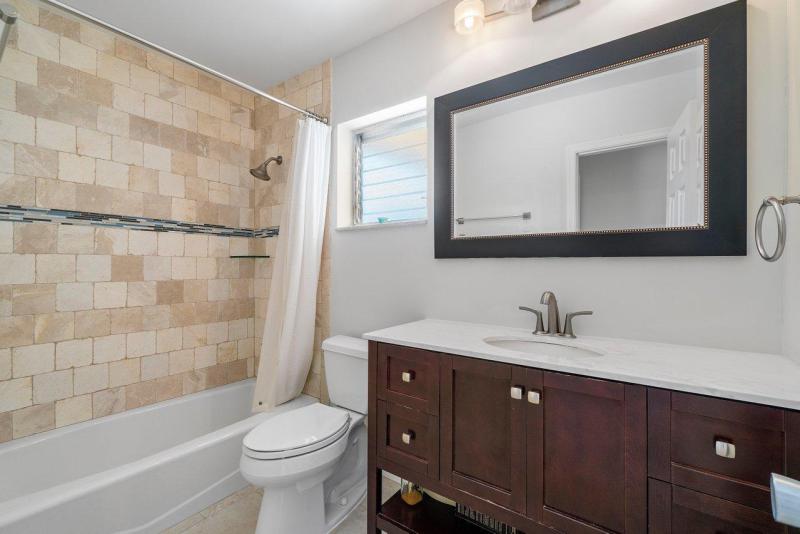  Single Family Homes Photo 23:  Deerfield Beach,  FL 33441