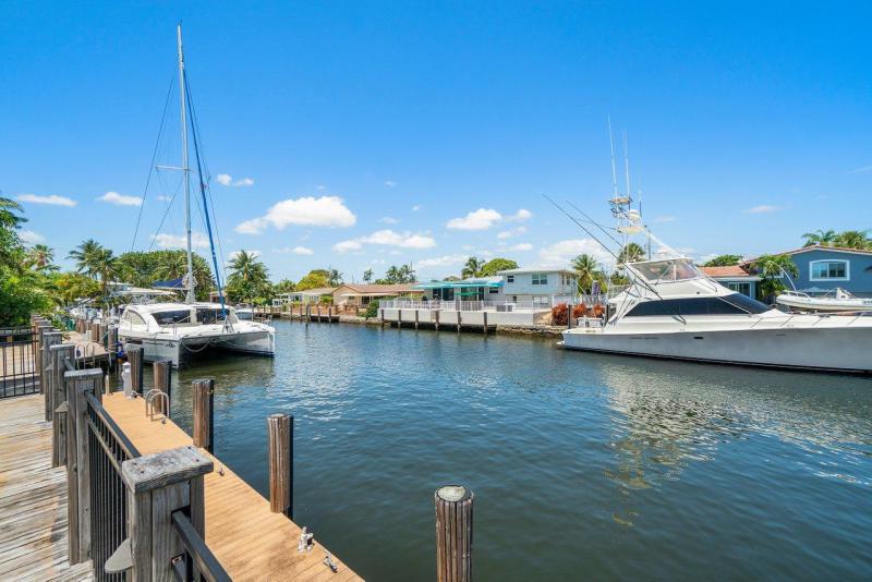  Single Family Homes Photo 32:  Deerfield Beach,  FL 33441