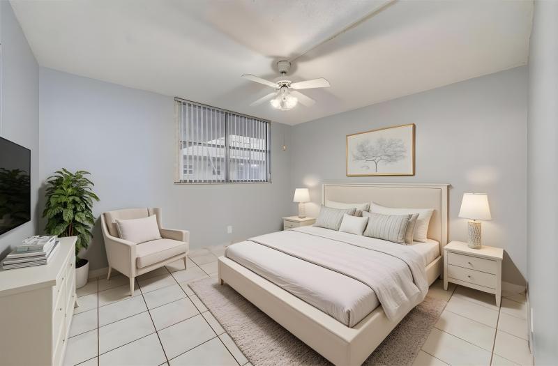 Condo & Townhome Photos