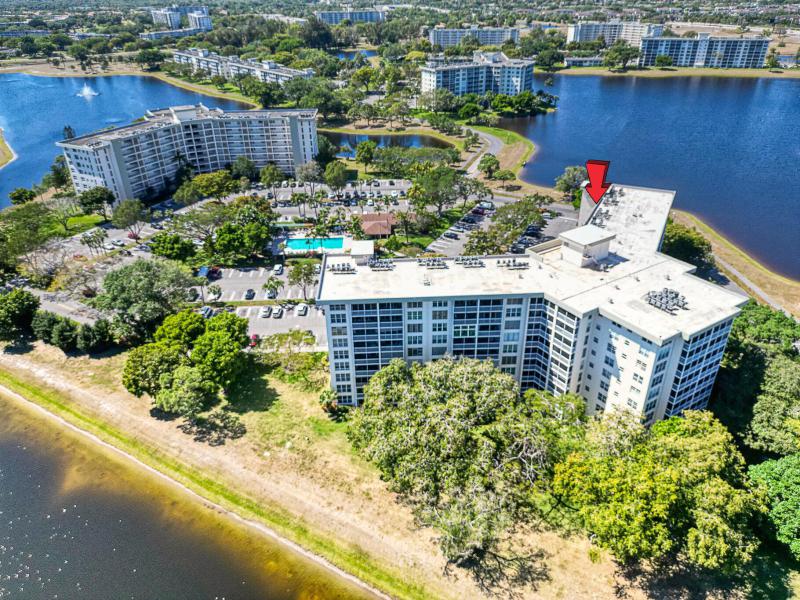 Condo & Townhome Photos