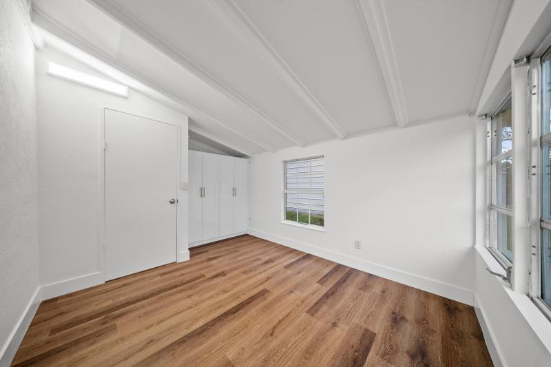 Duplex, Triplex and Fourplex Images