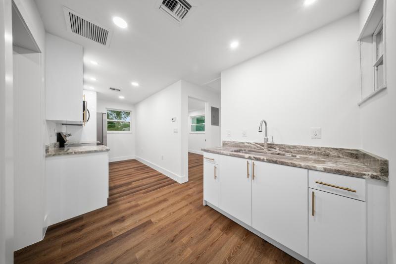 Duplex, Triplex and Fourplex Images