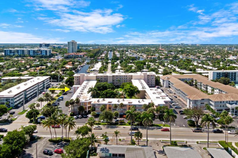  Condo & Townhome Photos