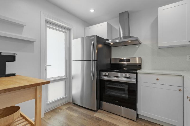  Condo & Townhome Photos