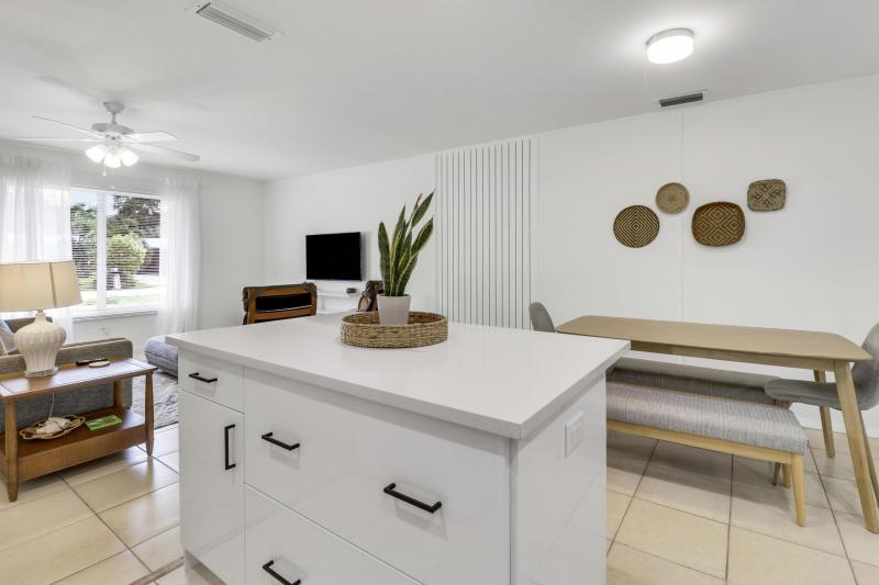 Duplex, Triplex and Fourplex Images