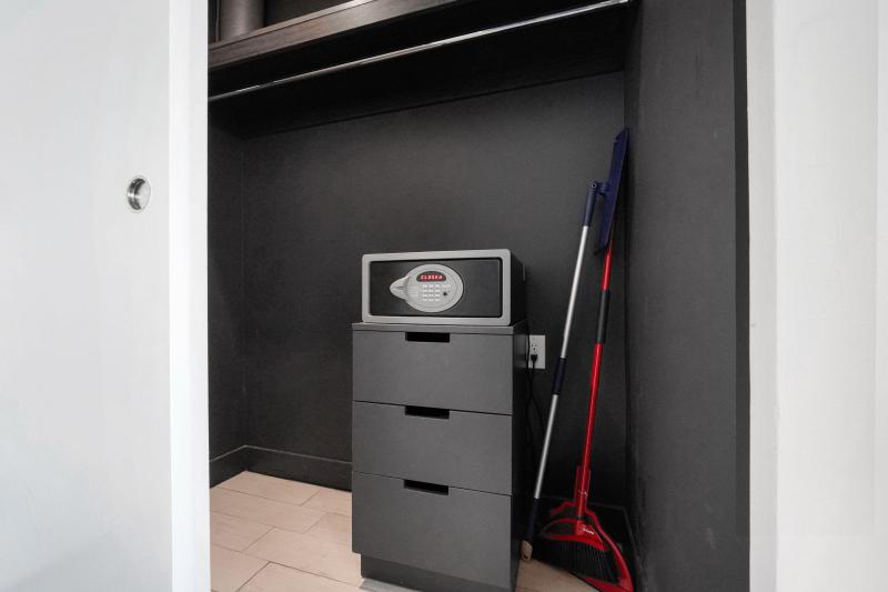  Condo & Townhome Photos