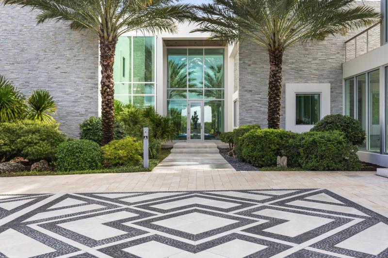  Single Family Homes Photo 13:  West Palm Beach,  FL 33405