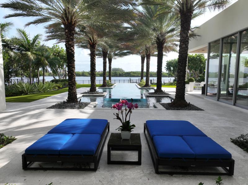  Single Family Homes Photo 72:  West Palm Beach,  FL 33405