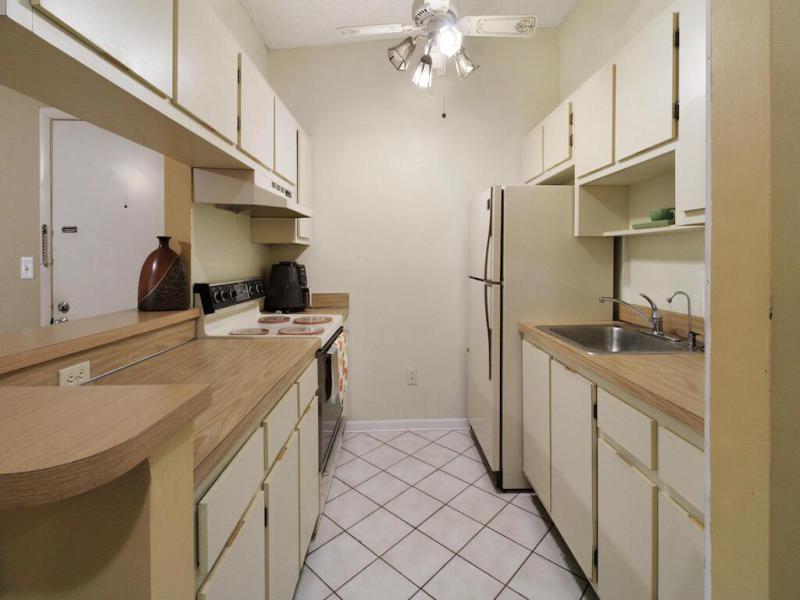  Condo & Townhome Photos