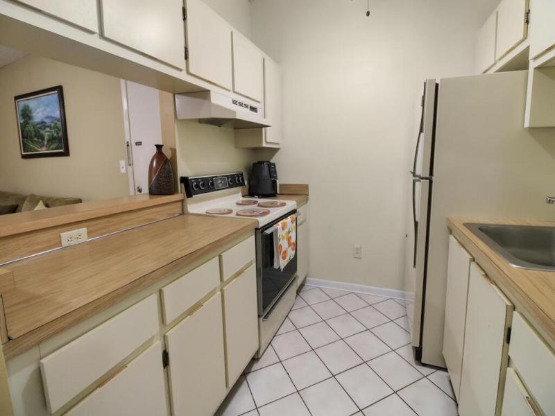  Condo & Townhome Photos