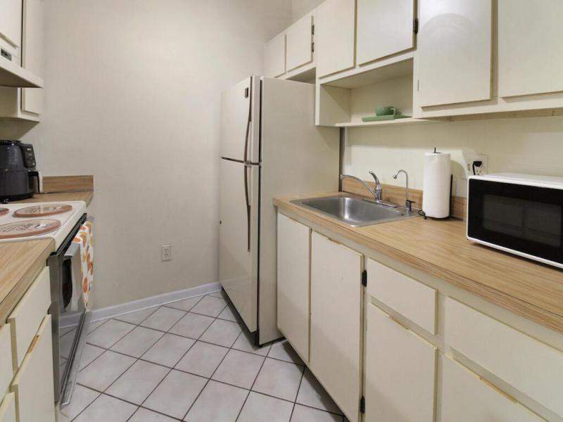  Condo & Townhome Photos