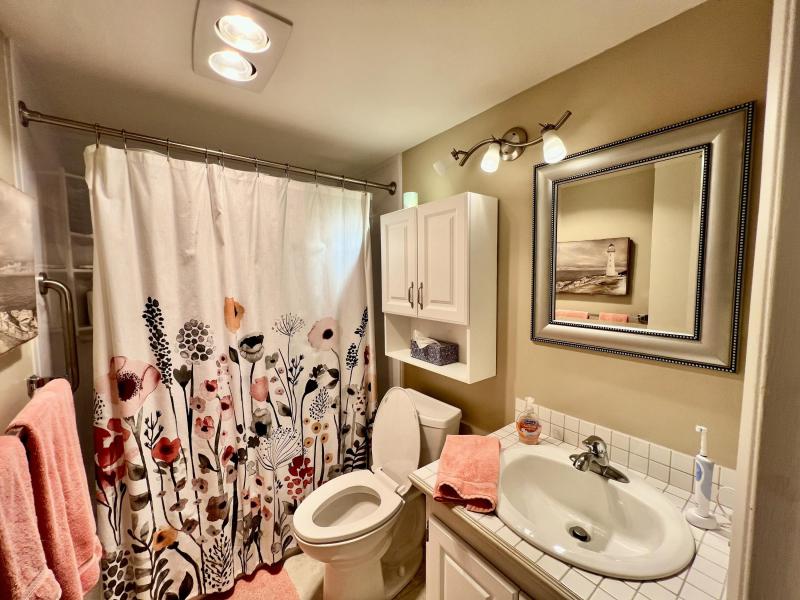  Condo & Townhome Photos