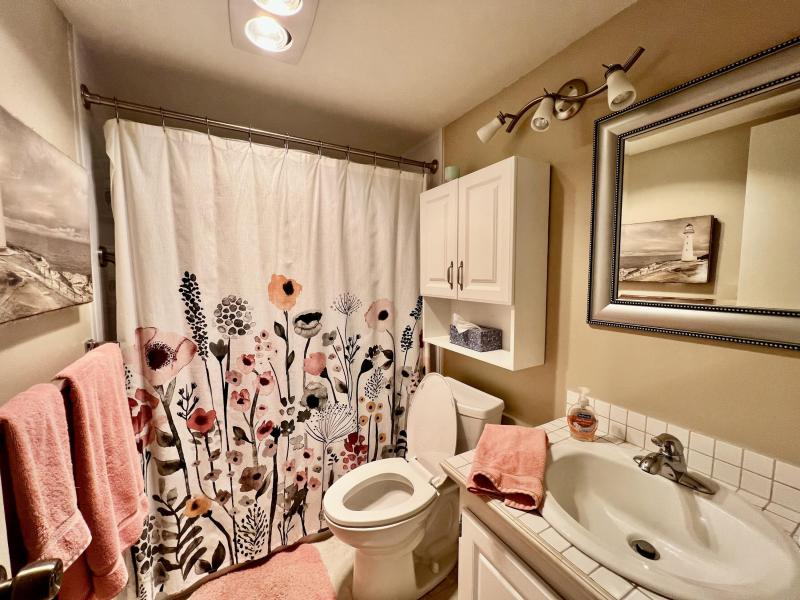  Condo & Townhome Photos