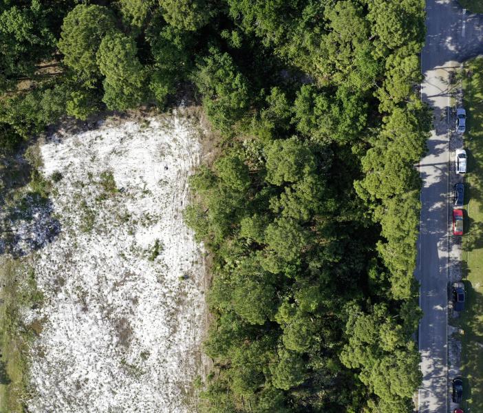  Commercial & Industrial Land Images 