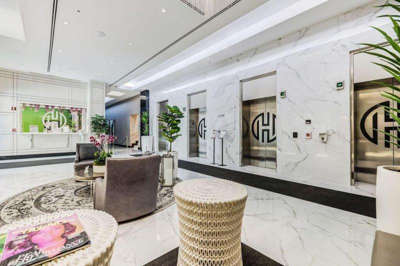  Condo & Townhome Photos