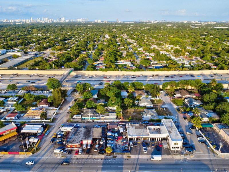  Commercial & Industrial Land Images 