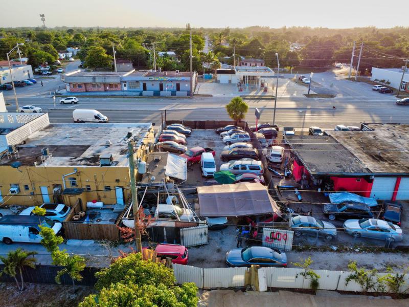  Commercial & Industrial Land Images 