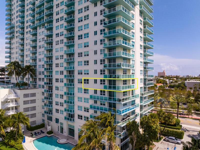  Condo & Townhome Photos