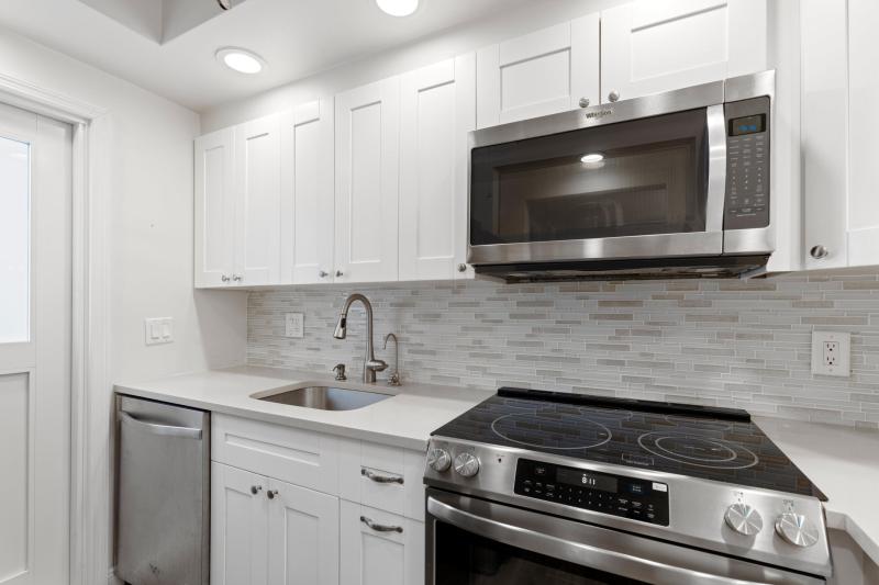  Condo & Townhome Photos