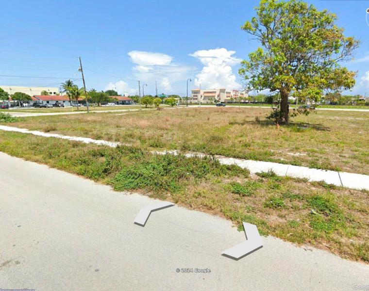  Commercial & Industrial Land Images 