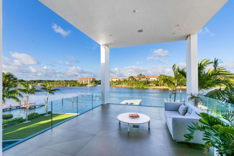  Single Family Homes Photo 29:  Palm Beach Gardens,  FL 33410