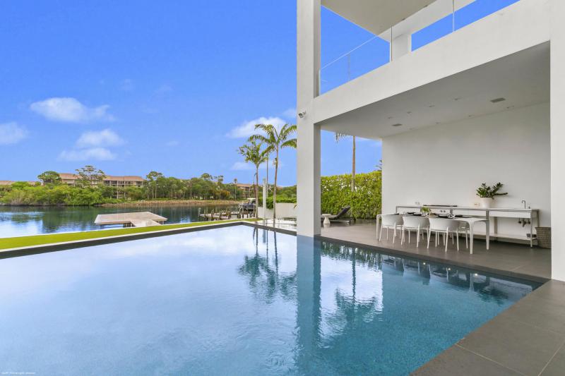  Single Family Homes Photo 61:  Palm Beach Gardens,  FL 33410