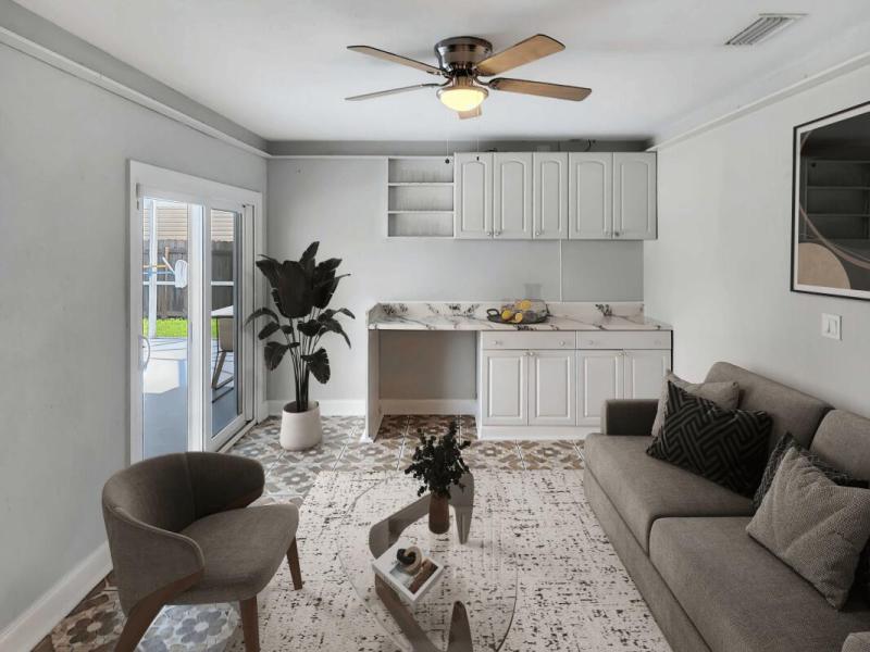  Single Family Homes Photo 16:  Port Saint Lucie,  FL 34953