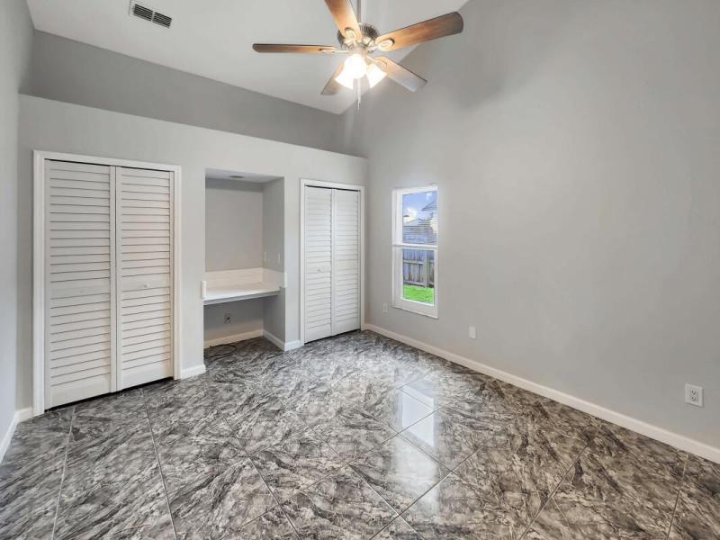  Single Family Homes Photo 34:  Port Saint Lucie,  FL 34953