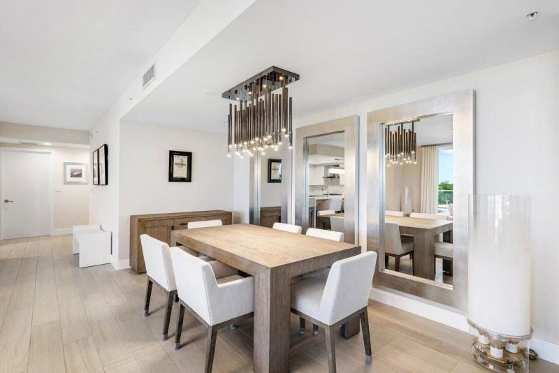  Condo & Townhome Photos