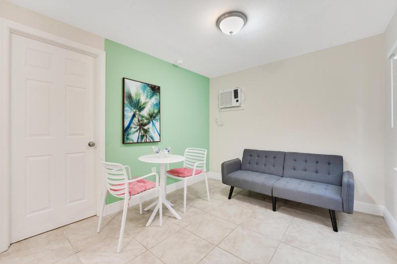 Duplex, Triplex and Fourplex Images