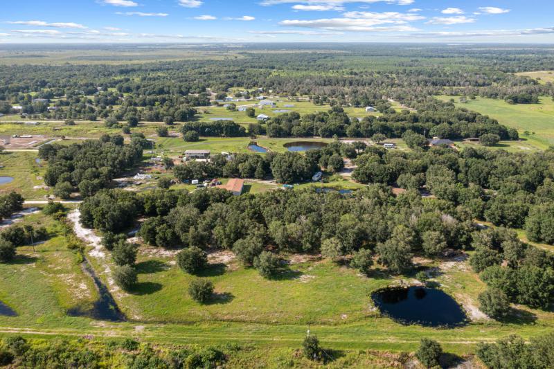  Commercial & Industrial Land Images 