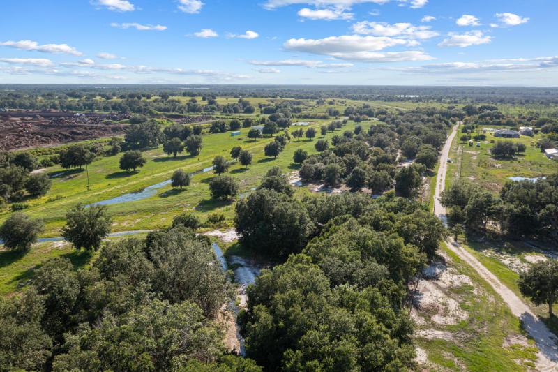  Commercial & Industrial Land Images 