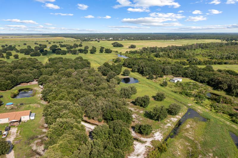  Commercial & Industrial Land Images 