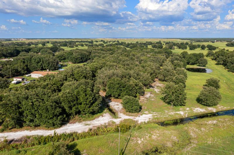  Commercial & Industrial Land Images 