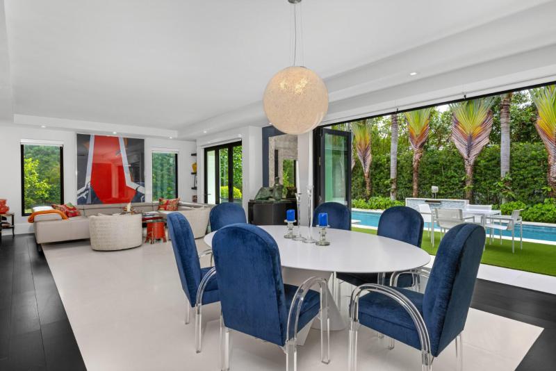  Single Family Homes Photo 10:  Palm Beach,  FL 33480