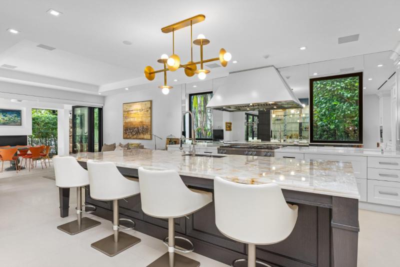  Single Family Homes Photo 23:  Palm Beach,  FL 33480