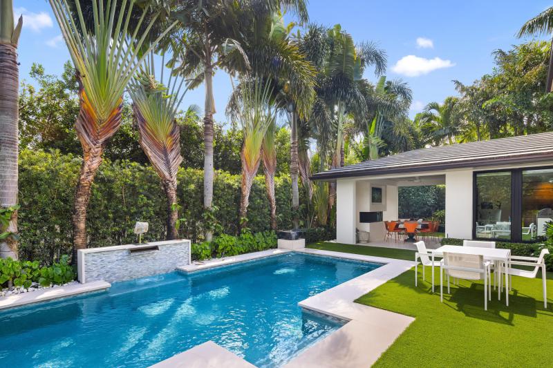 Single Family Homes Photo 44:  Palm Beach,  FL 33480